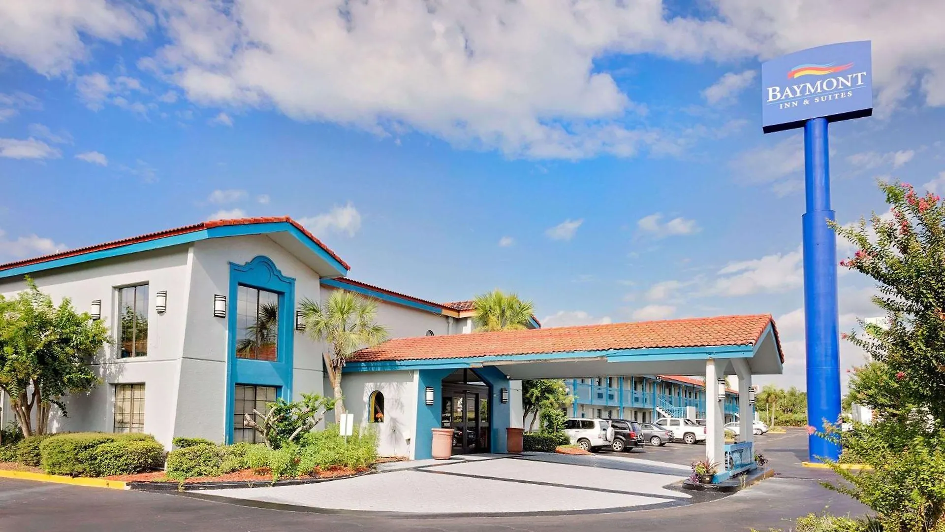 Where to Stay for Less: 7 Best Budget Hotels in Jacksonville